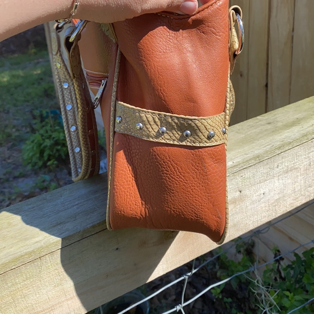 Haley beez purse - Picture 4 of 7